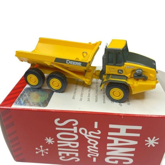 Hallmark 2014 John Deere 250D Articulated Dump Truck Construction Ornament New - Picture 2 of 4